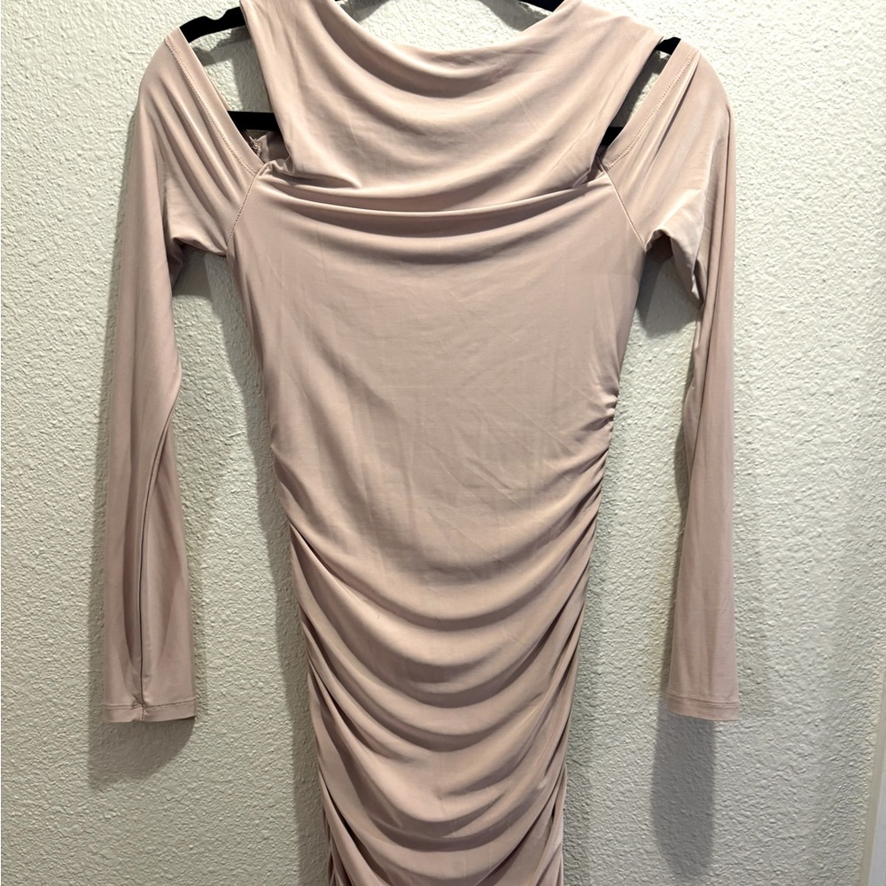 Forever 21 cold-shoulder cream Mini dress